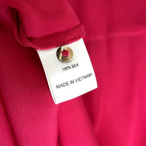 NWT Zoa New York Long Sleeve V-neck Silk Blouse in Cherry - Size Small - Picture 7 of 7